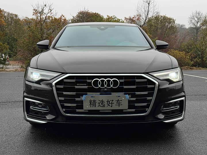 Фото 2 - Audi A6L