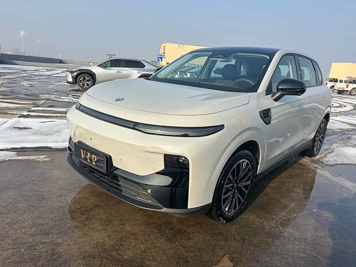 Фото 1 - Leapmotor B10