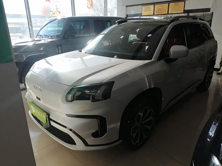 Фото 2 - GAC Aion V