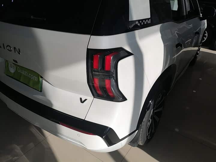 Фото 8 - GAC Aion V