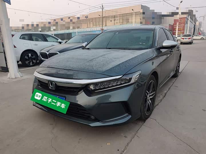 Фото 2 - Honda Inspire