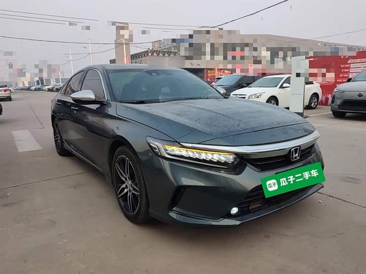 Фото 4 - Honda Inspire