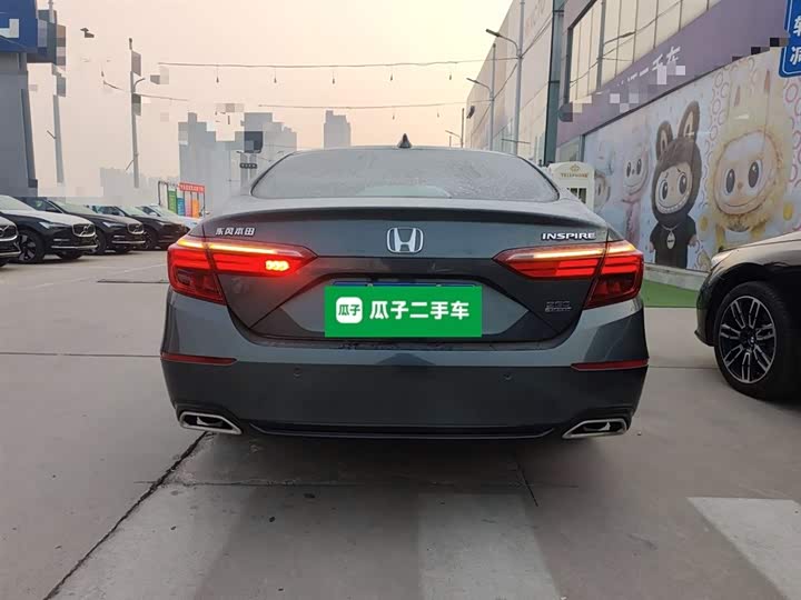 Фото 6 - Honda Inspire