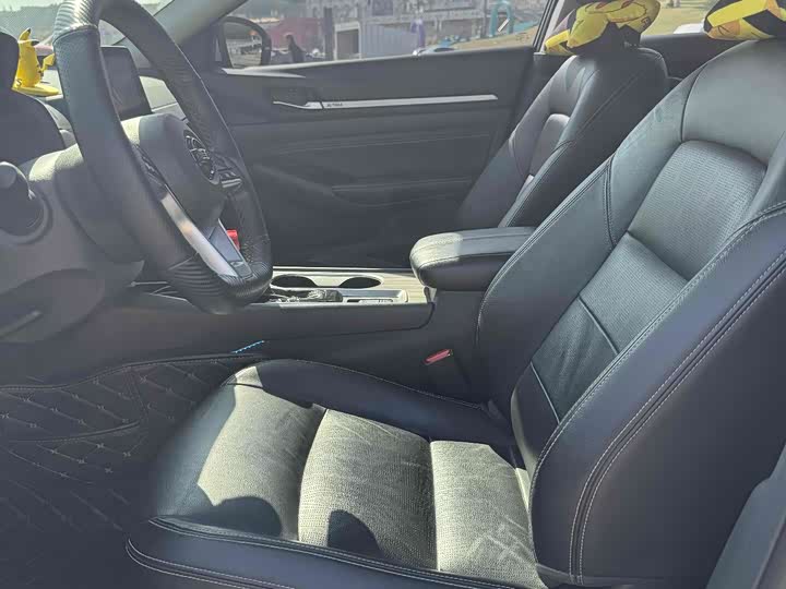 Фото 9 - Nissan Teana