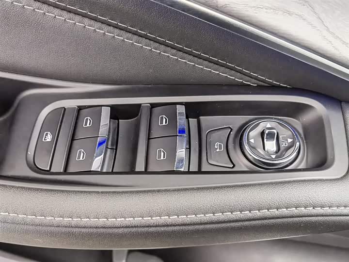 Фото 9 - Exeed LX C-DM Hybrid