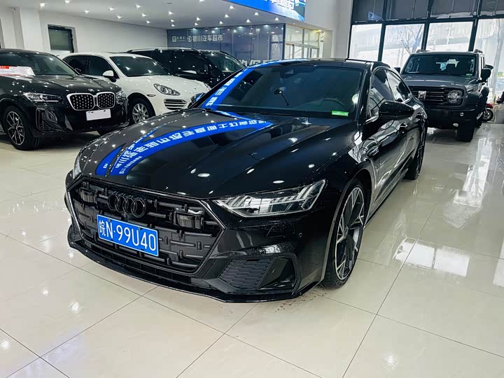 Фото 1 - Audi A7L