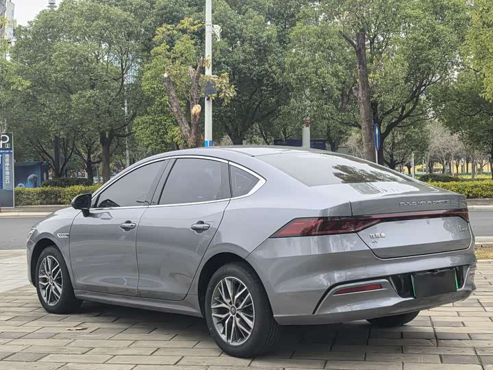 Фото 9 - BYD Qin Plus