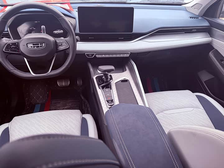 Фото 8 - Geely Preface