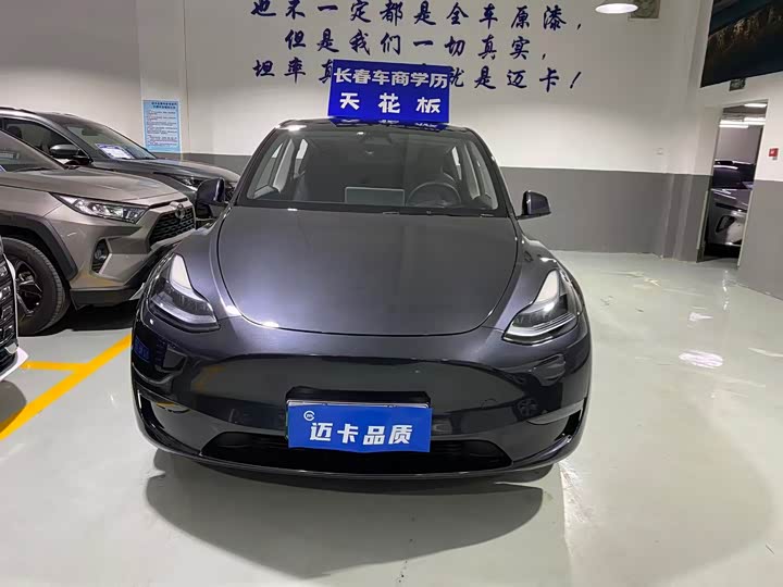 Фото 2 - Tesla Model Y