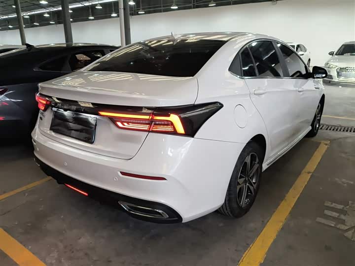 Фото 7 - Chery Omoda S5 (Arrizo 5 Plus)