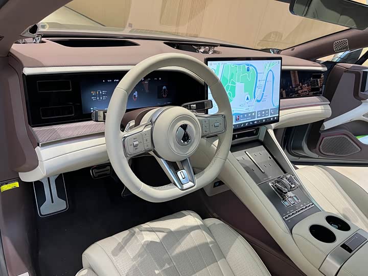 Фото 8 - Denza Z9GT