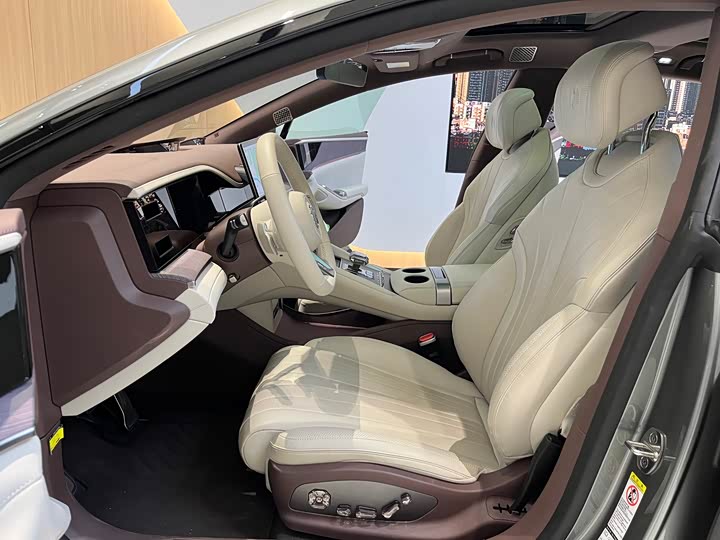 Фото 9 - Denza Z9GT