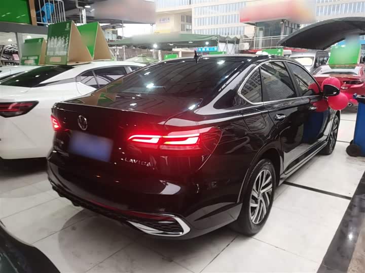 Фото 7 - Volkswagen Lavida