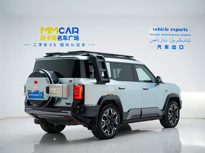 Фото 4 - BYD FangChengBao Leopard 8