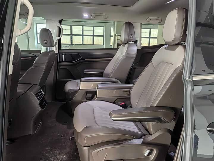 Фото 9 - Volkswagen Viloran