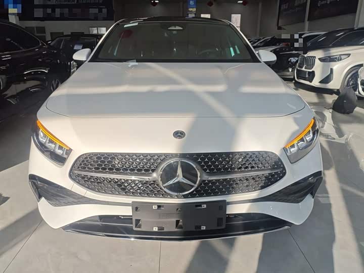 Фото 3 - Mercedes-Benz A-Class