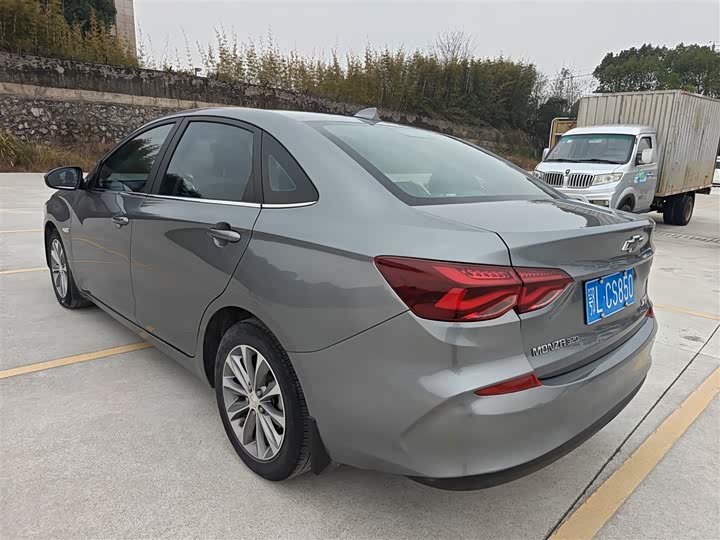 Фото 5 - Chevrolet Monza