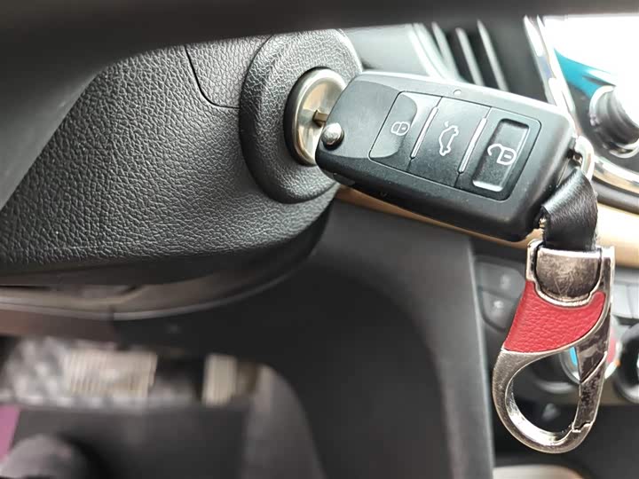 Фото 9 - Chevrolet Monza