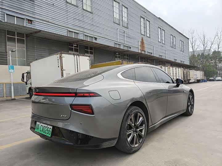 Фото 4 - XPeng P7