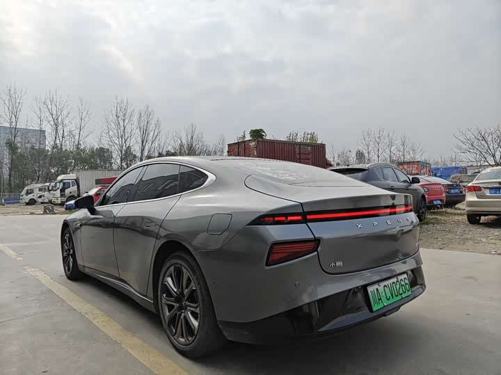 Фото 6 - XPeng P7