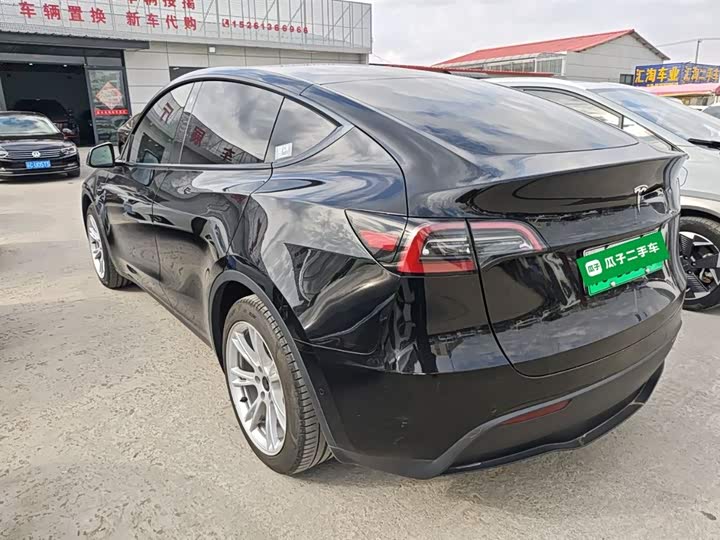 Фото 5 - Tesla Model Y