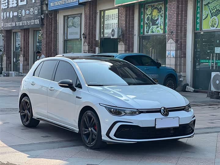 Фото 7 - Volkswagen Golf