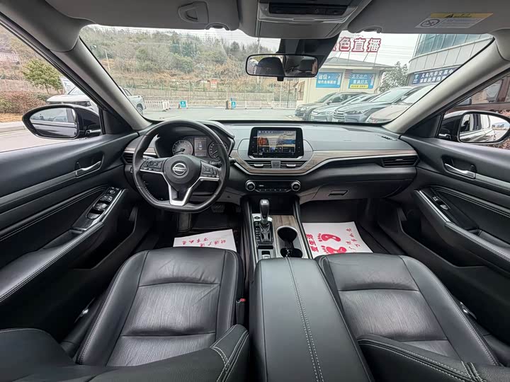 Фото 7 - Nissan Teana