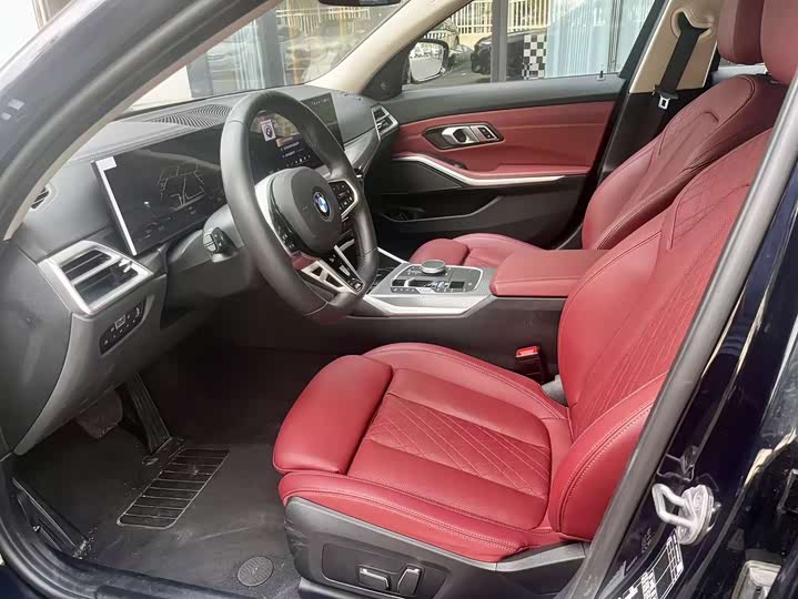 Фото 3 - BMW 3 Series