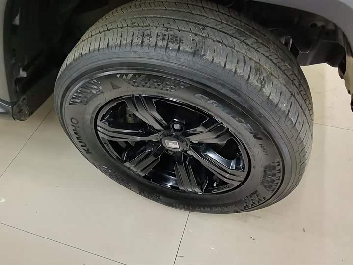 Фото 6 - Tank 300