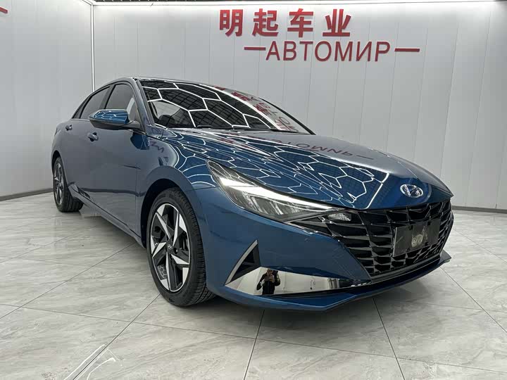 Фото 2 - Hyundai Elantra N line