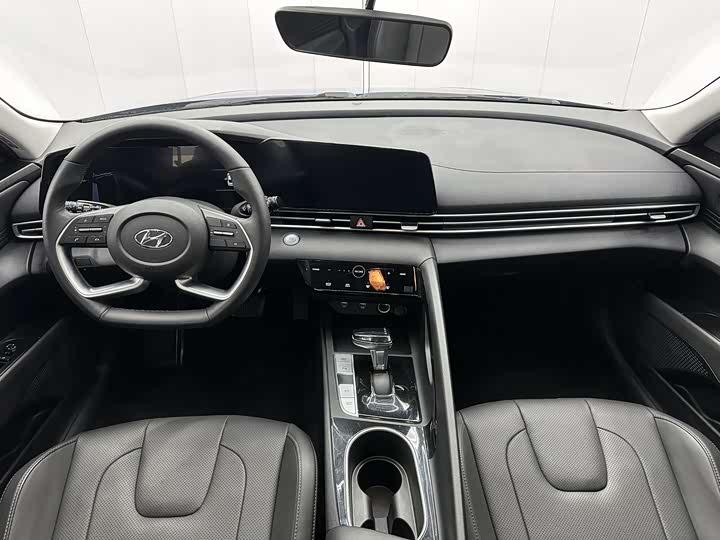 Фото 6 - Hyundai Elantra N line