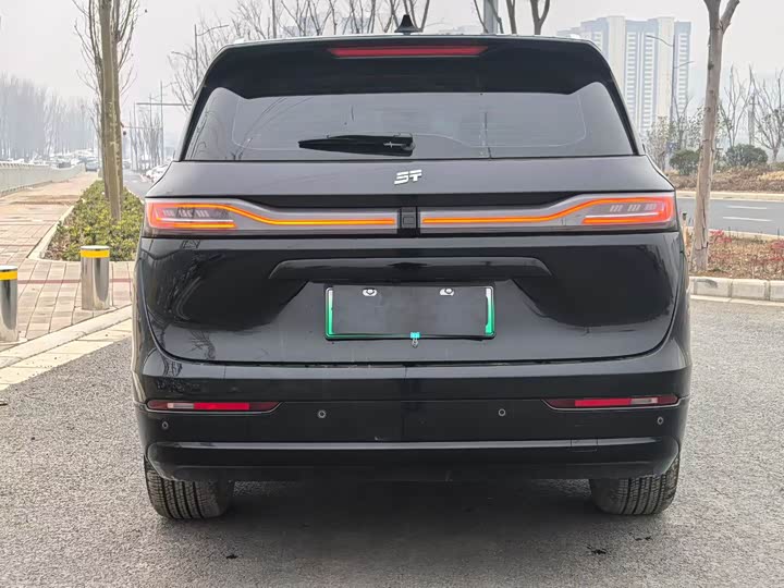 Фото 8 - Jetour Shanhai L9