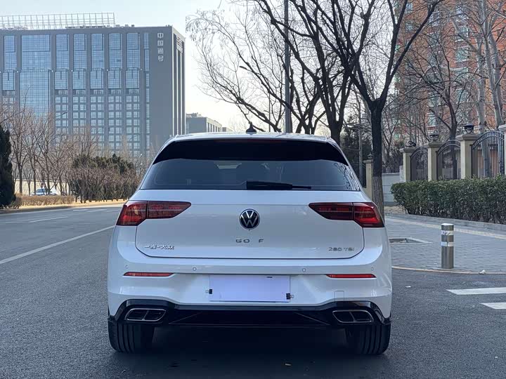 Фото 6 - Volkswagen Golf