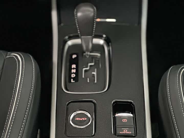 Фото 8 - Mitsubishi Outlander