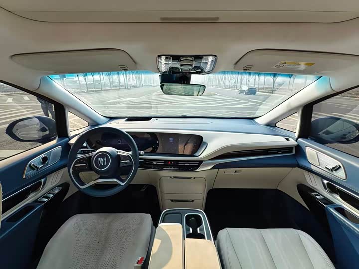 Фото 4 - Buick GL8 Century