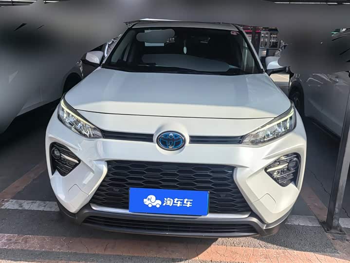 Фото 2 - Toyota Wildlander