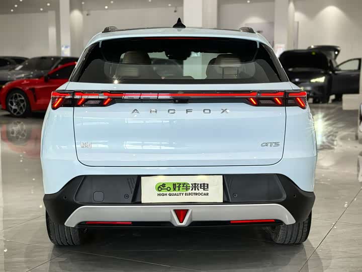 Фото 5 - BAIC Arcfox Alpha T5