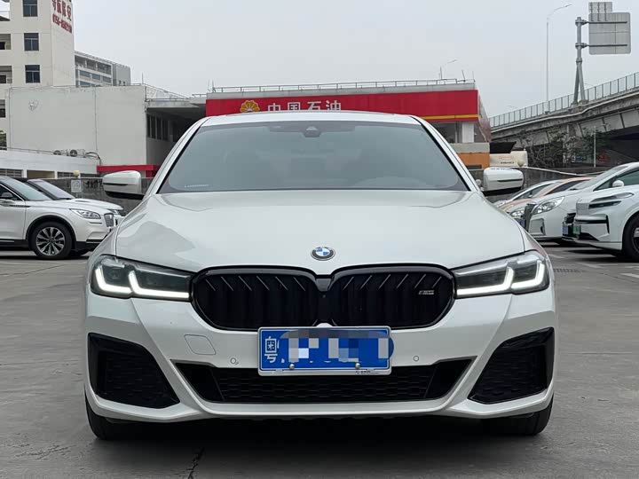 Фото 8 - BMW 5 Series