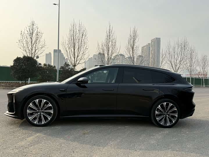 Фото 5 - Nio ET5T