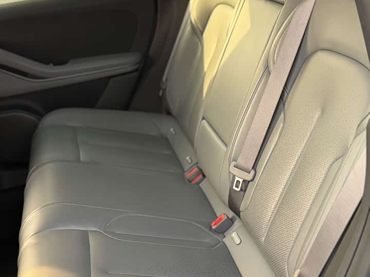 Фото 9 - Nio ET5T