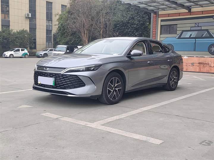 Фото 1 - BYD Qin L