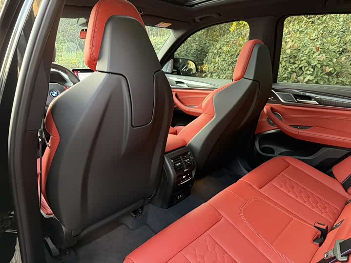 Фото 9 - BMW X3 M