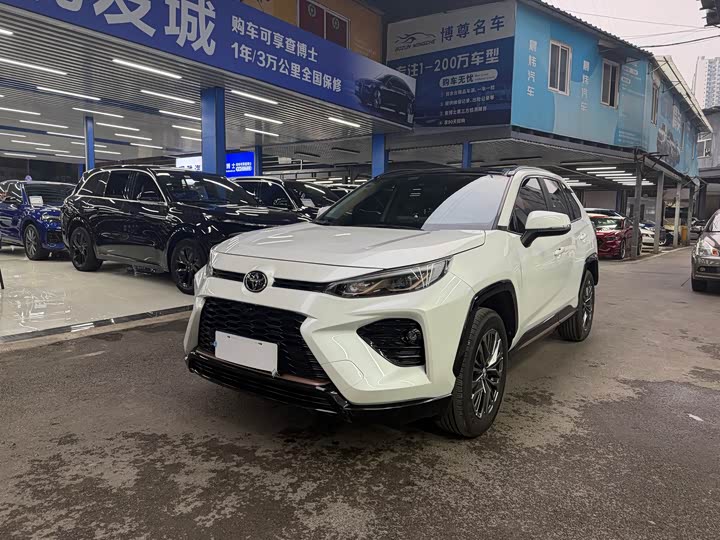 Фото 1 - Toyota Wildlander