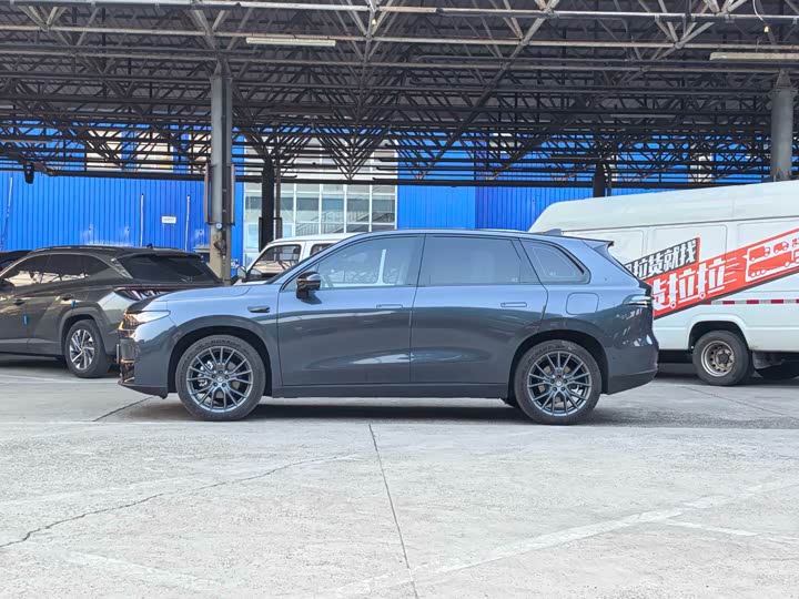 Фото 2 - Leapmotor C10