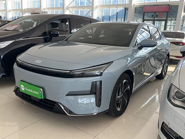 Фото 2 - Geely Galaxy L6