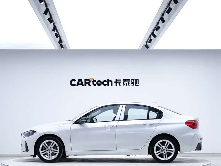 Фото 2 - BMW 1 Series