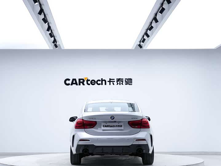 Фото 4 - BMW 1 Series