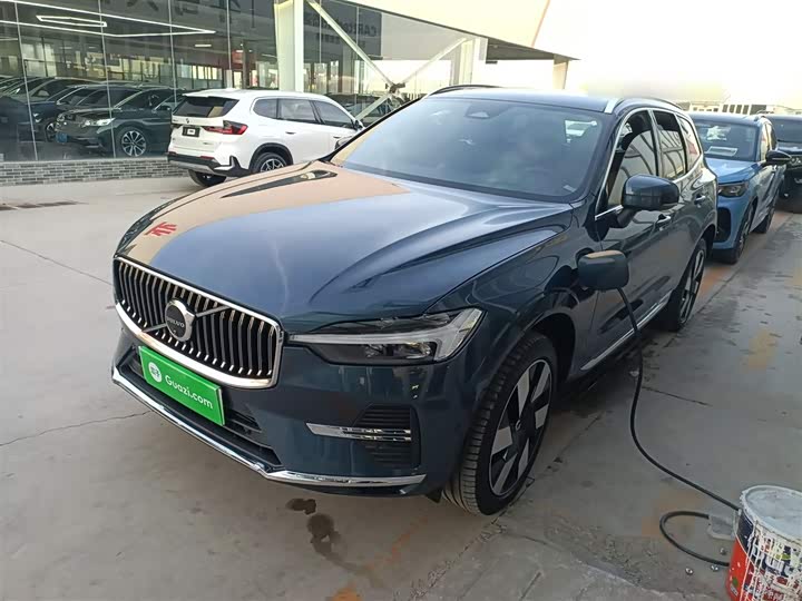 Фото 2 - Volvo XC60 Hybrid