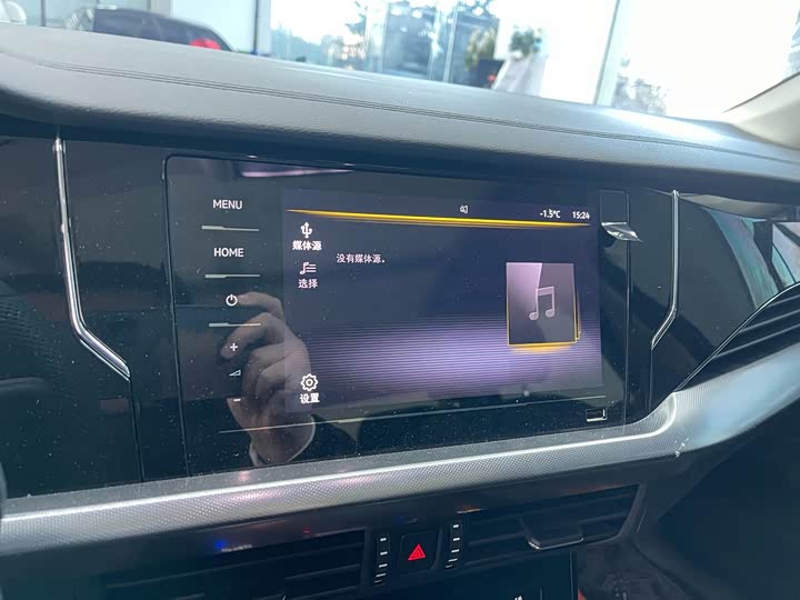 Фото 3 - Volkswagen Passat