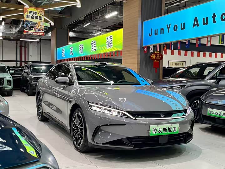 Фото 2 - BYD Han